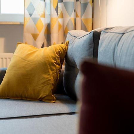 Ochota Homely Apartment ワルシャワ エクステリア 写真