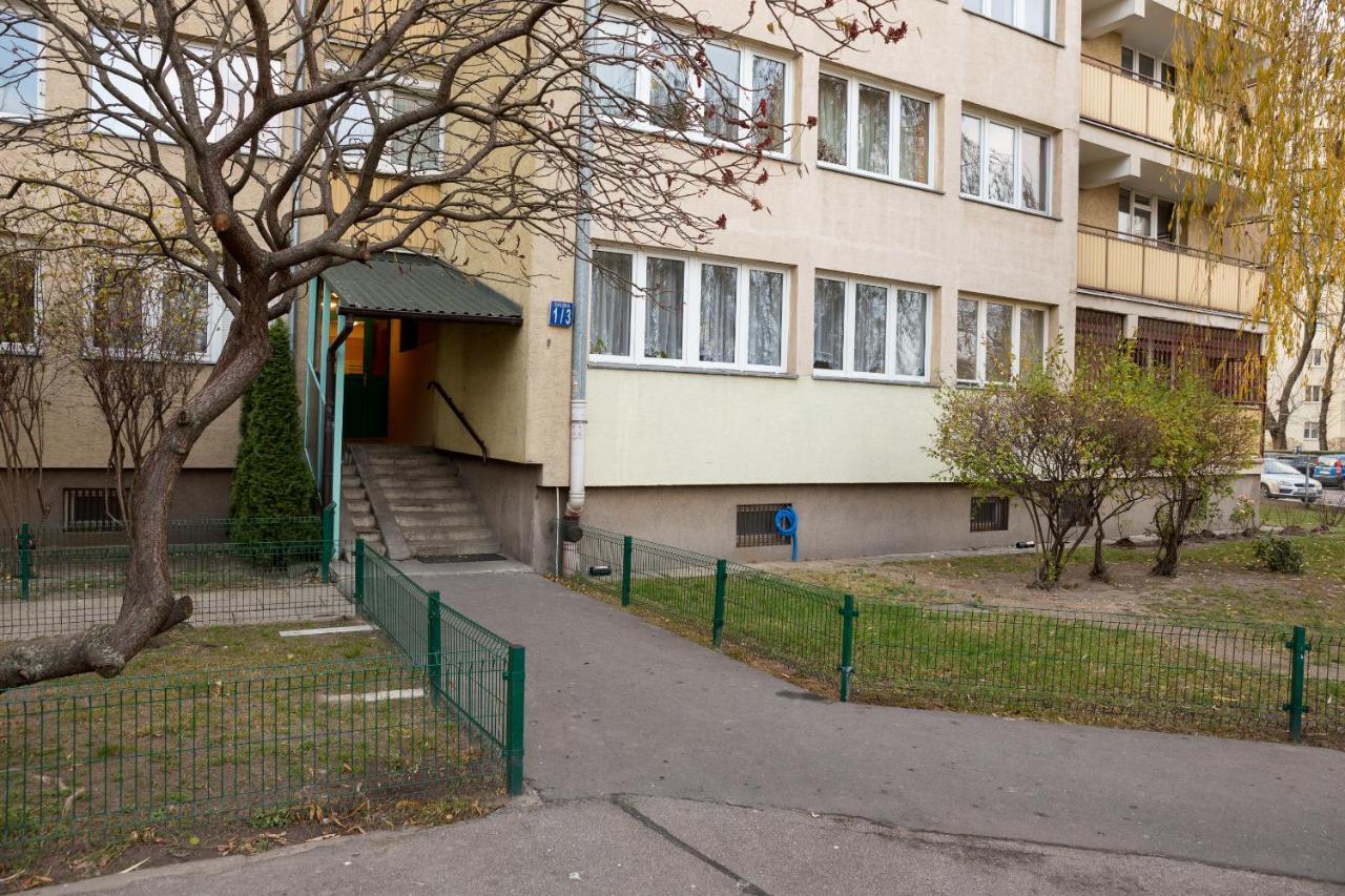 Ochota Homely Apartment ワルシャワ エクステリア 写真