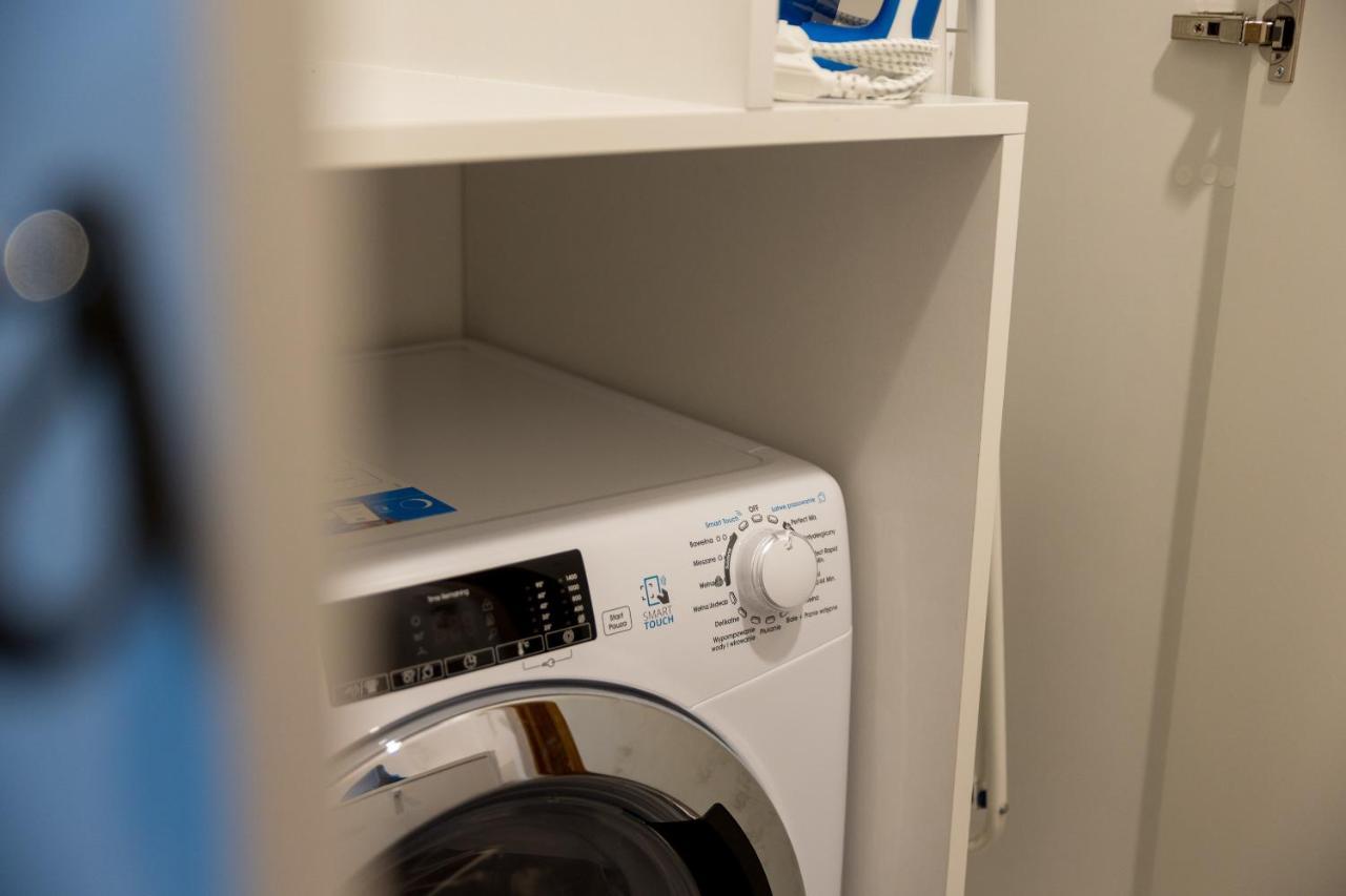 Ochota Homely Apartment ワルシャワ エクステリア 写真